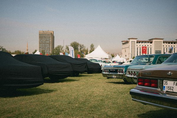 Élégance intemporelle : plongez dans l'univers des robes charleston