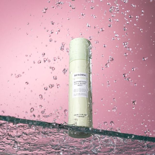 Comment créer une routine de soins de la peau minimaliste pour les femmes pressées?